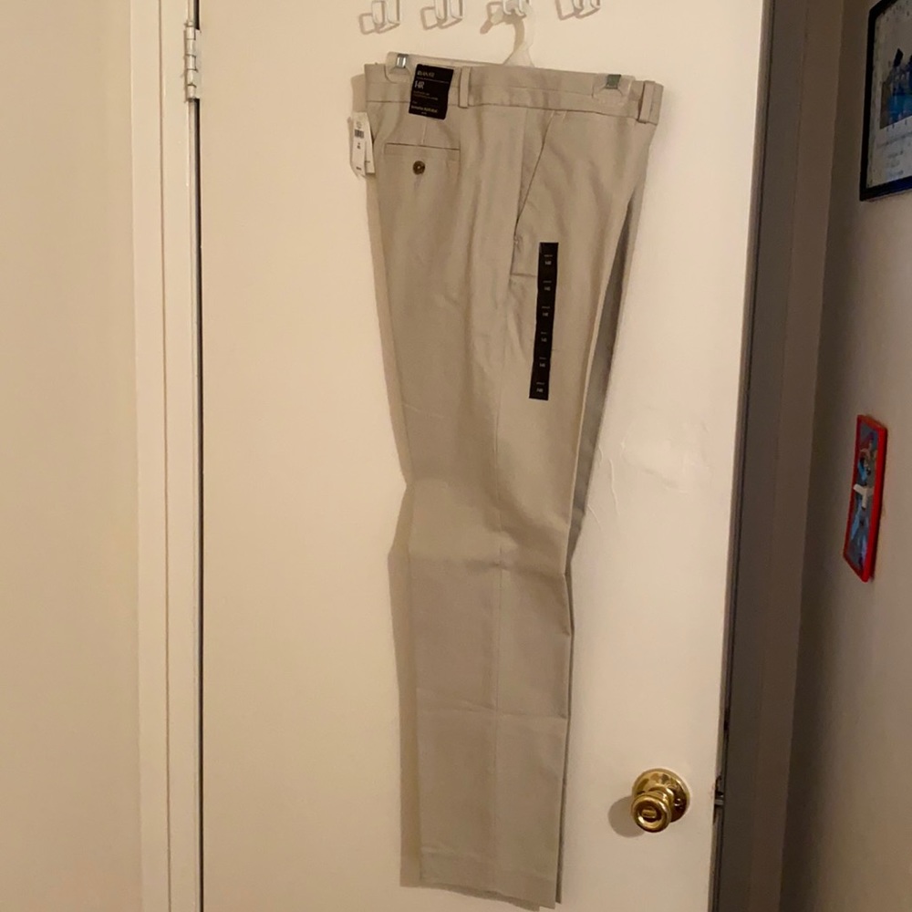 BANANA REPUBLIC Khakis size 14 regular